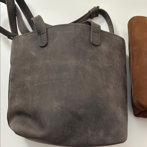 Mini Crossbody Totes - Picture 5 of 7